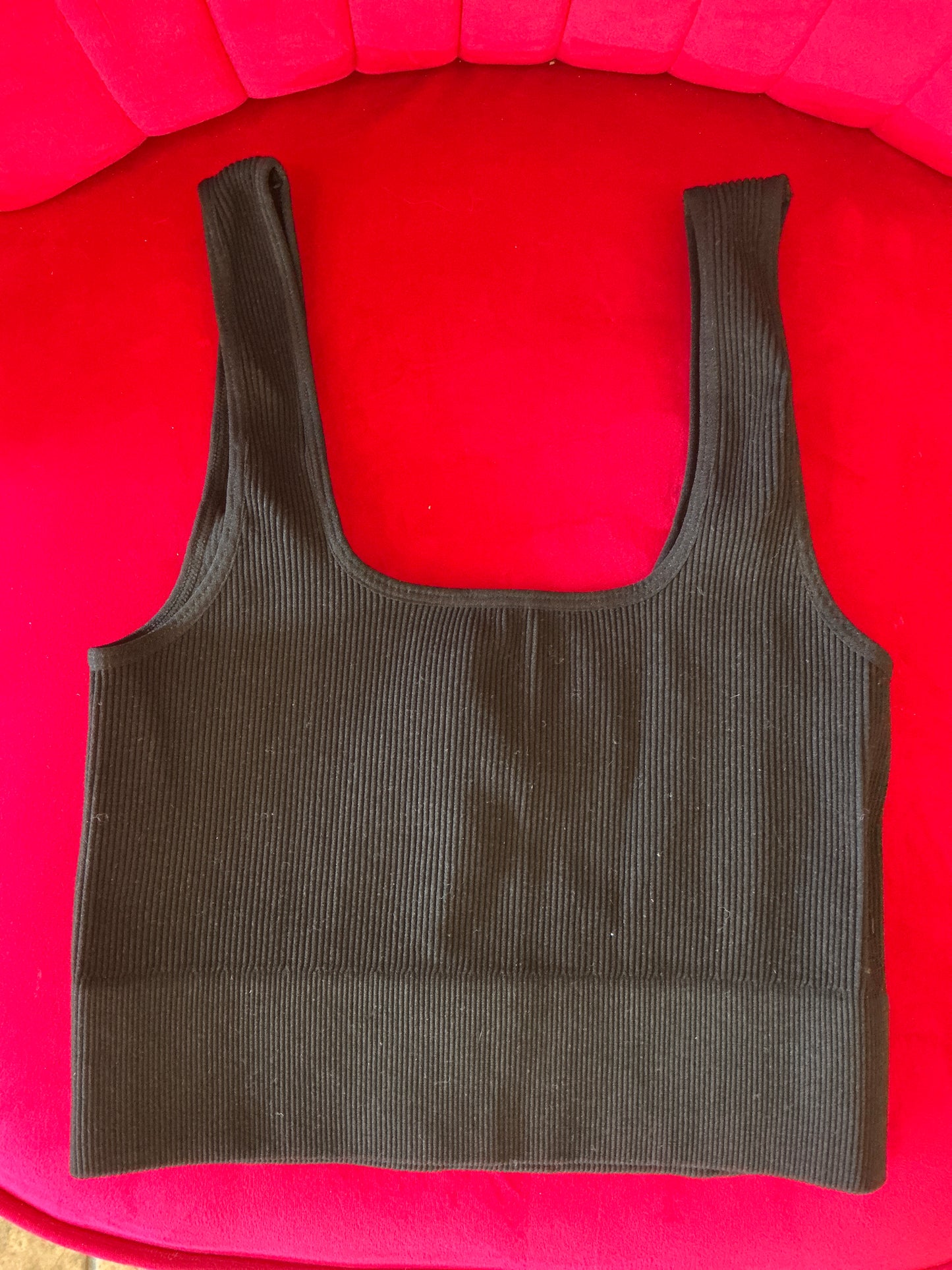 Black crop ribbed tank