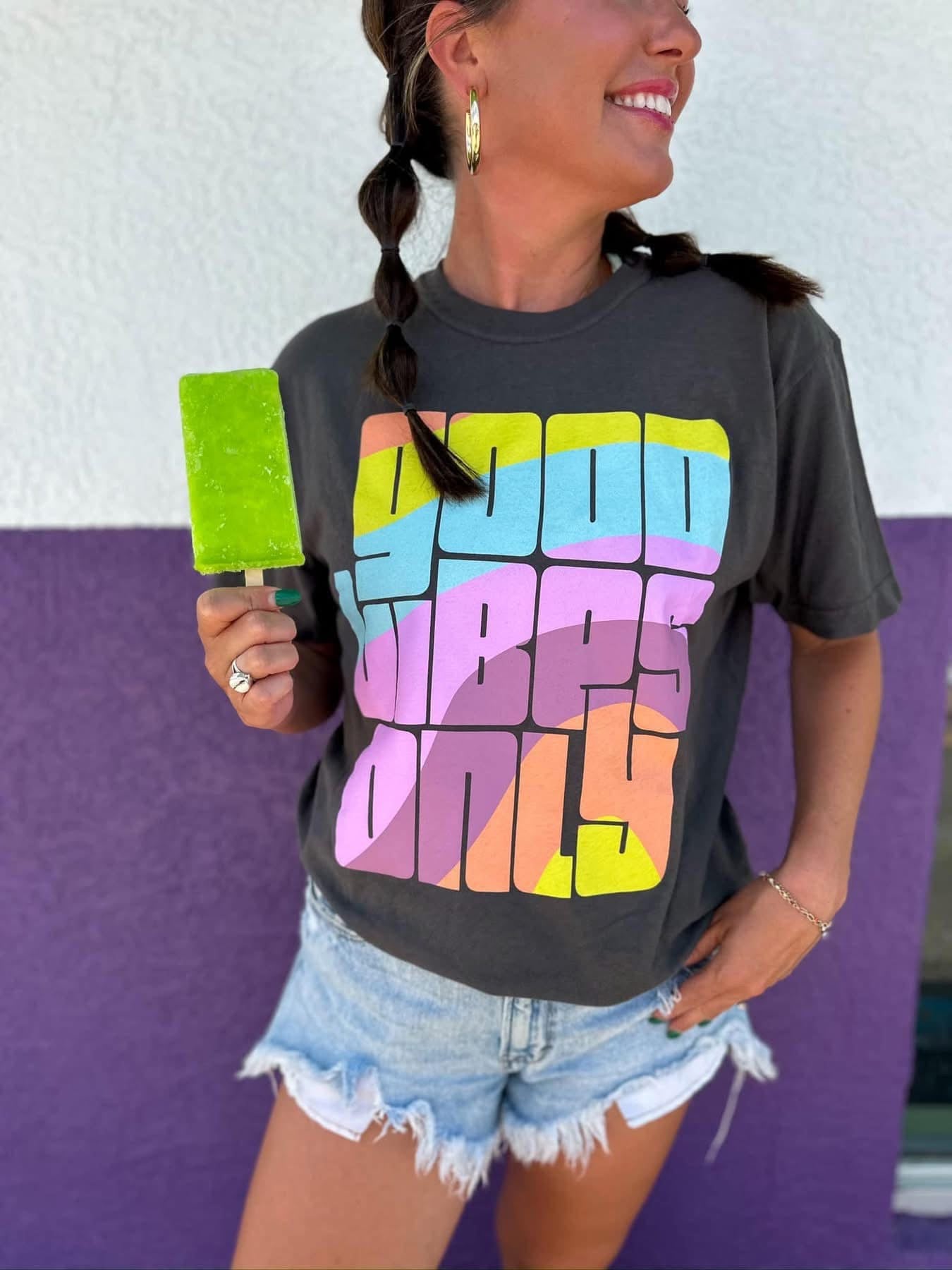 Good Vibes Only tee