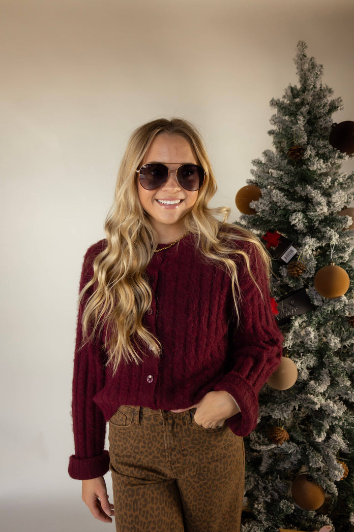 Unisex Aviator Sunglasses – Polarized Hair-Friendly Favorite