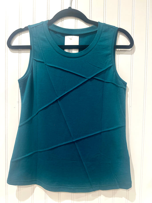 Teal top