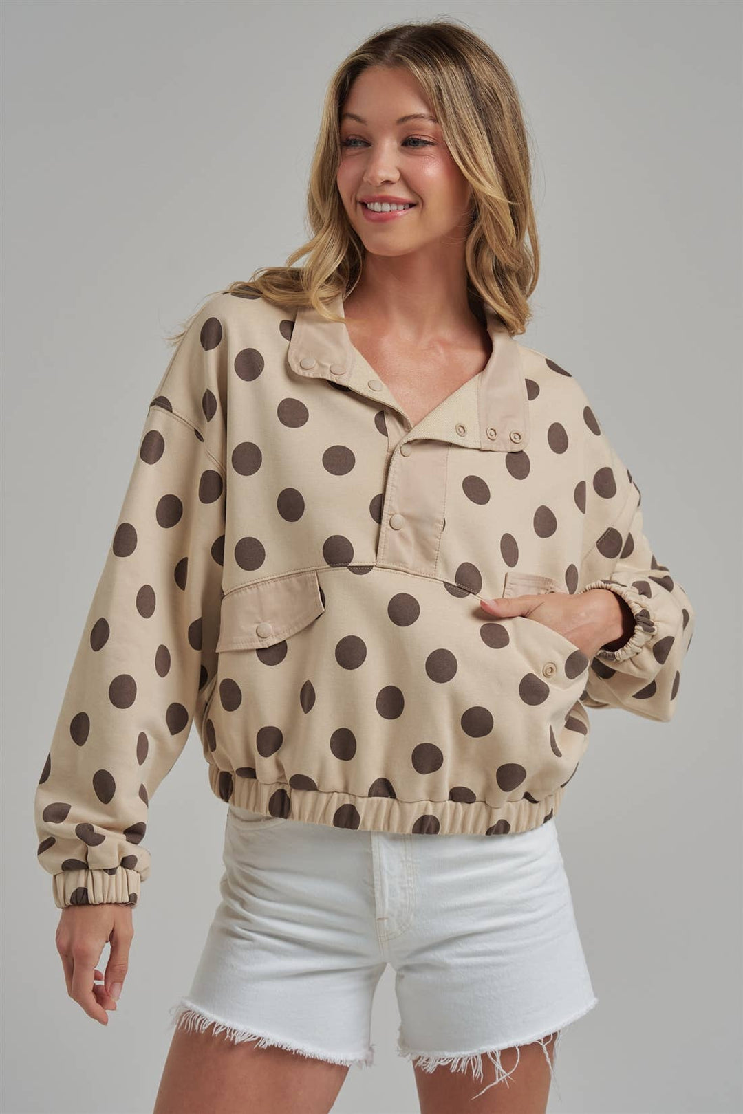 POLKA DOT HALF PLACKET PULLOVER TOP