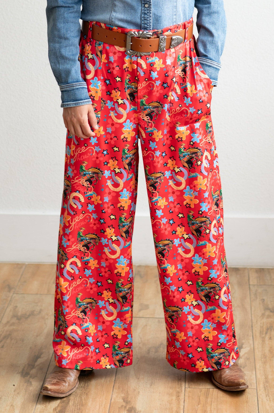 RED HORSESHOE COWBOY PANT