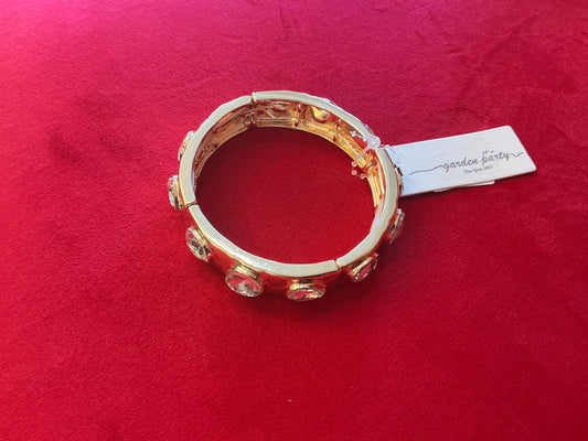 Gold stretch bracelet with rhinestones