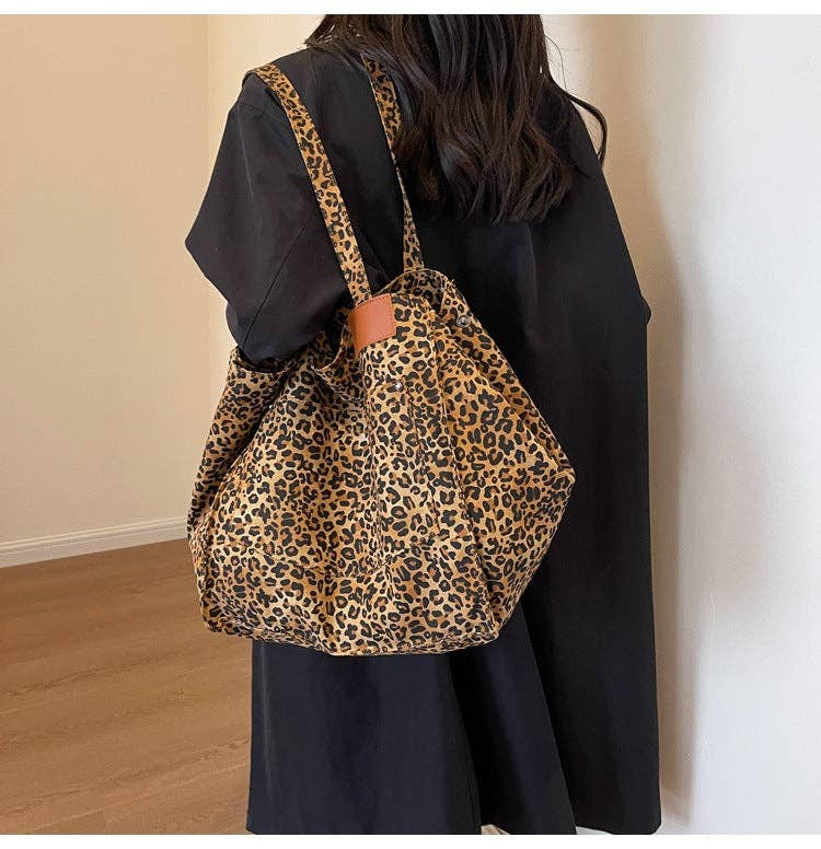 Leopard Print Large Capacity Tote Bag