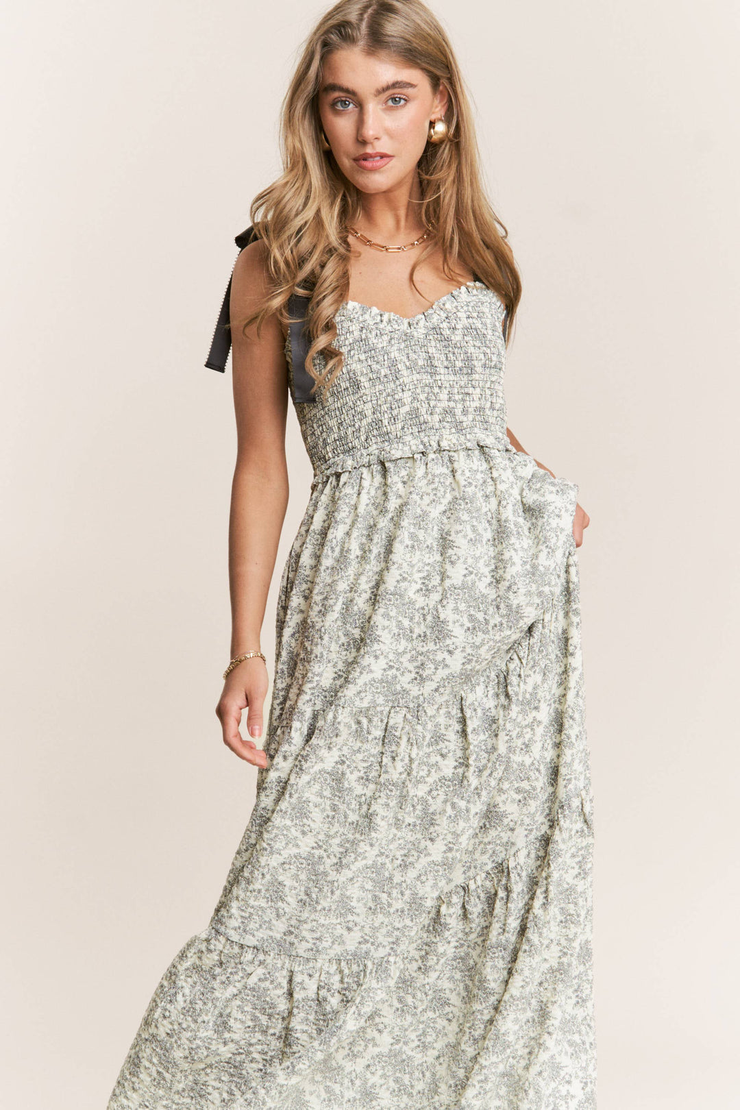 FLORAL PRINT EMPIRE NECKLINE MAXI DRESS