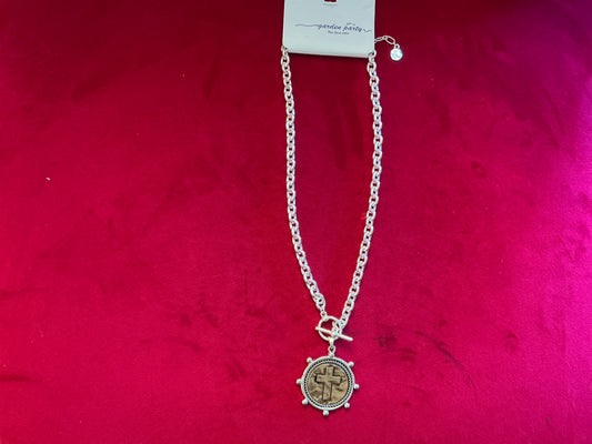 Gold cross necklace with toggle