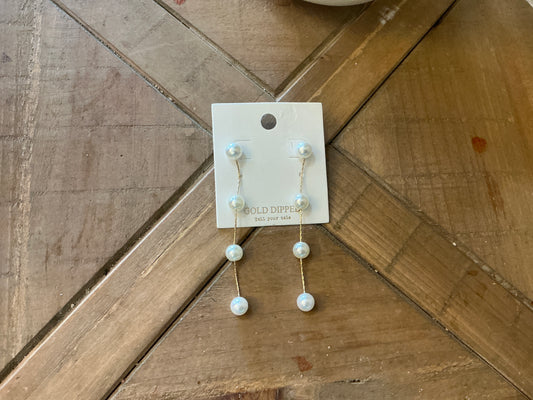 Pearl dangle earrings