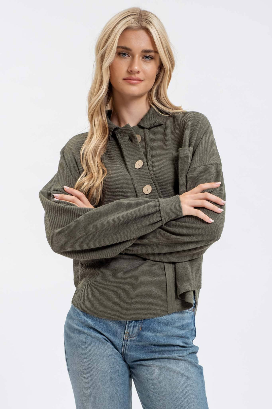 COLLARED RAW EDGE KNIT TOP