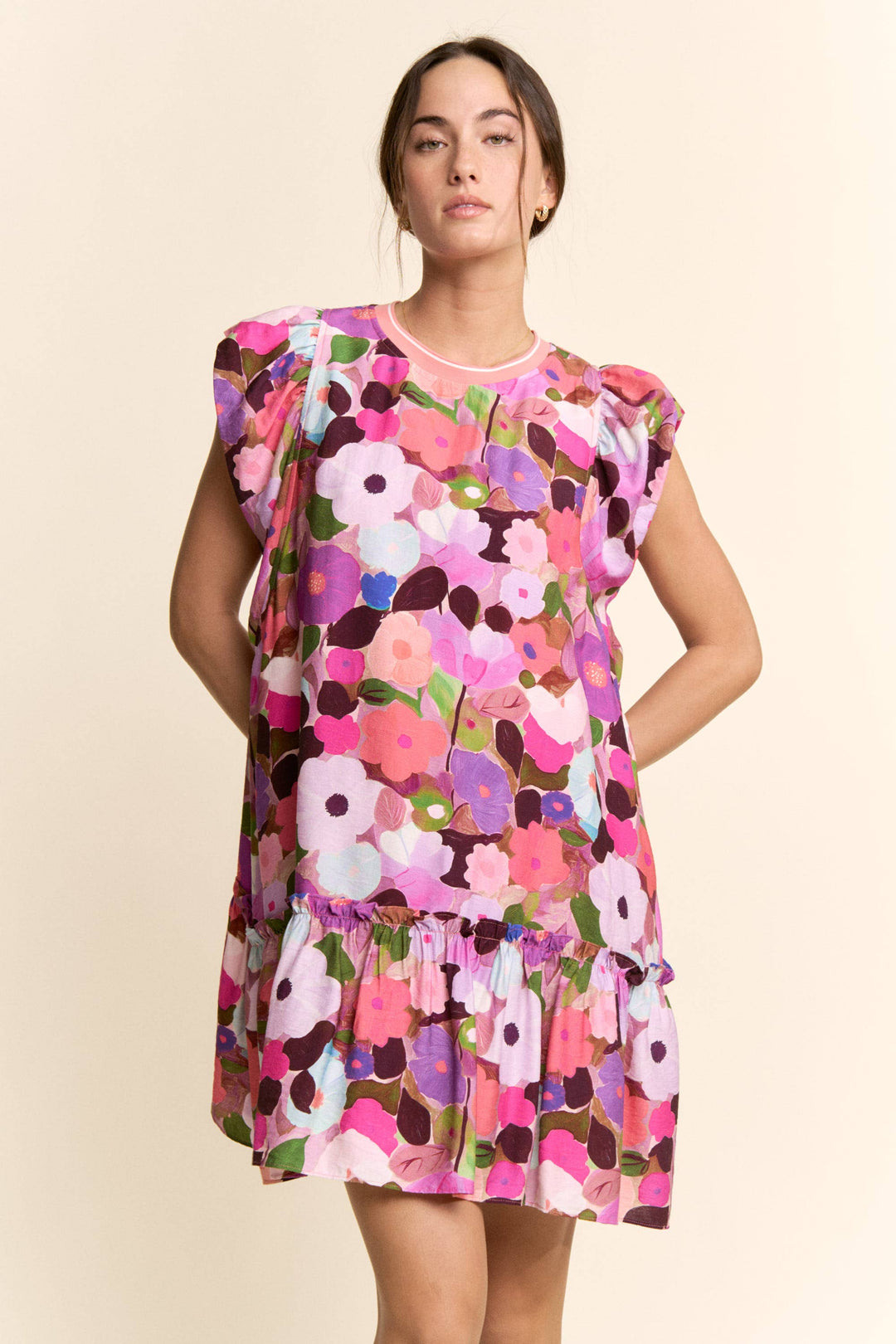 RUFFLE SLEEVE FLORAL DRESS