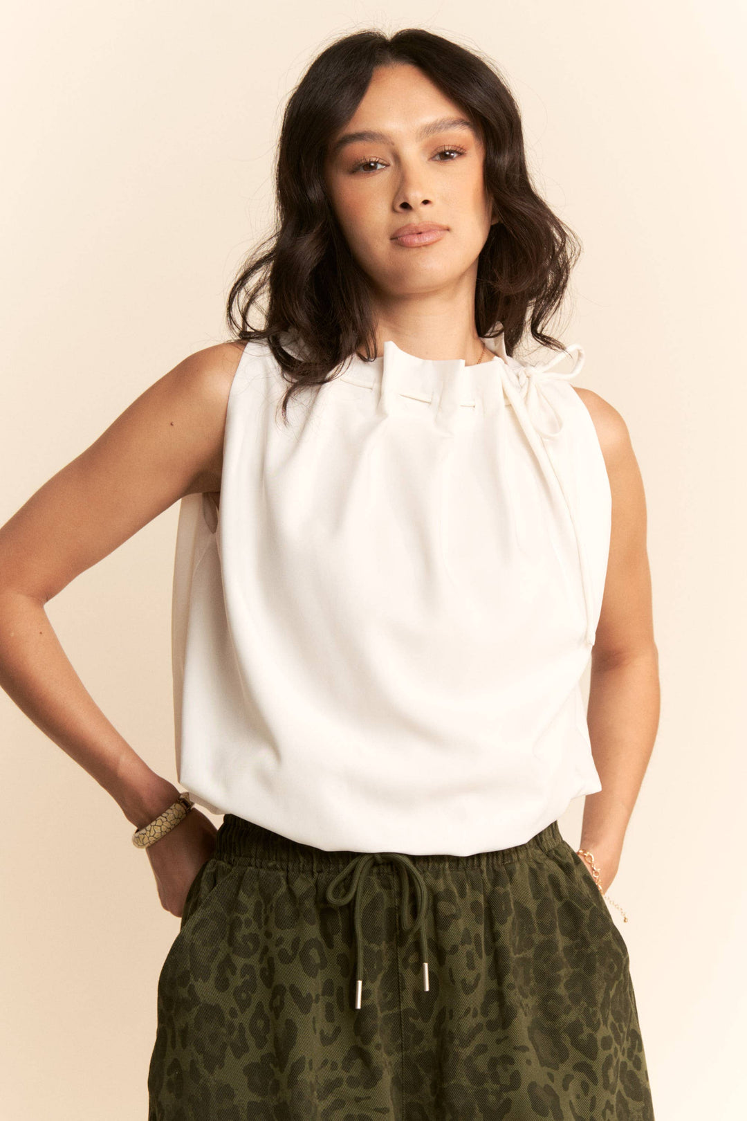 WHITE SOLID SLEEVELESS COWL NECK TIE DETAIL TOP