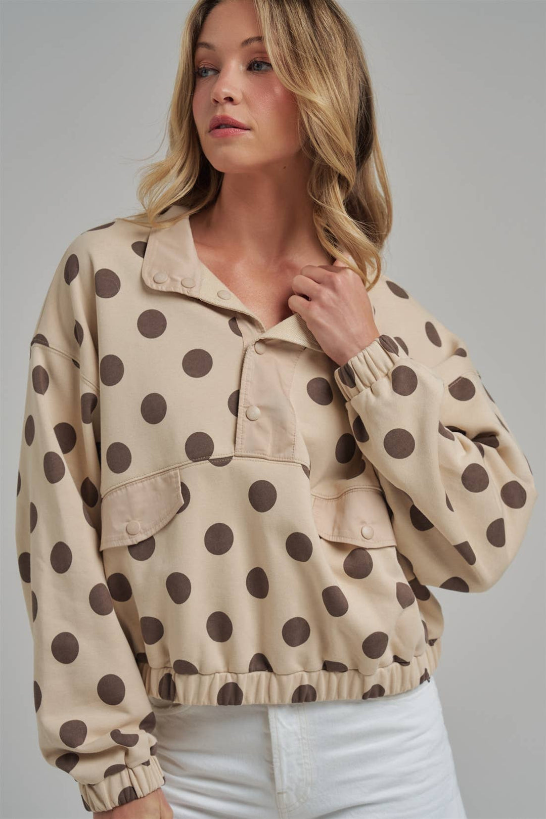 POLKA DOT HALF PLACKET PULLOVER TOP