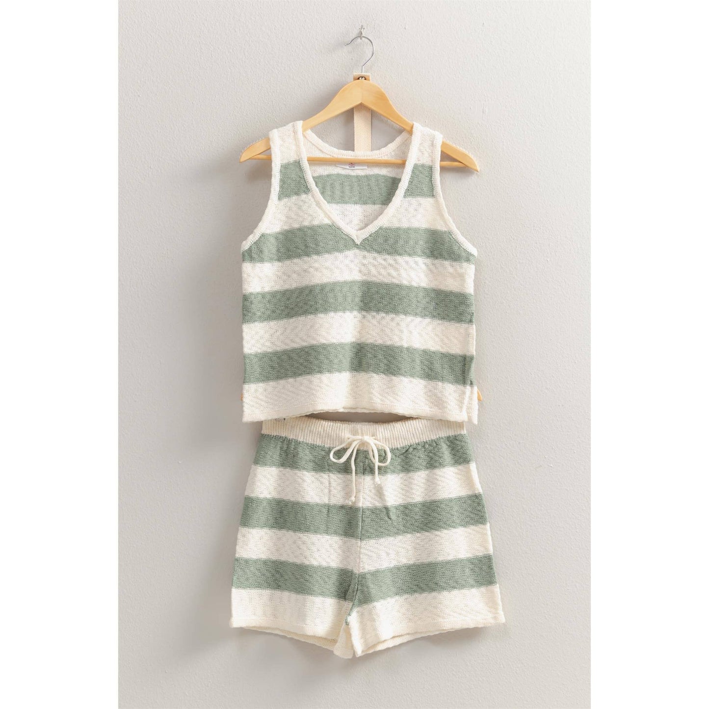 SET-Striped Sweater Top And Shorts Set