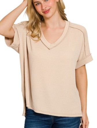 Ribbed V-Neck Hi-Lo Top